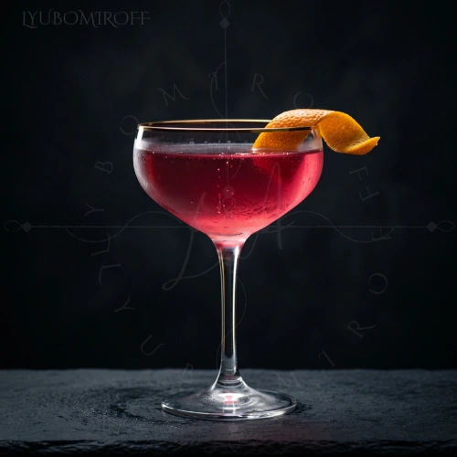 Cosmopolitan — Cranberry Twist cocktail made with LYUBOMIROFF Vodka