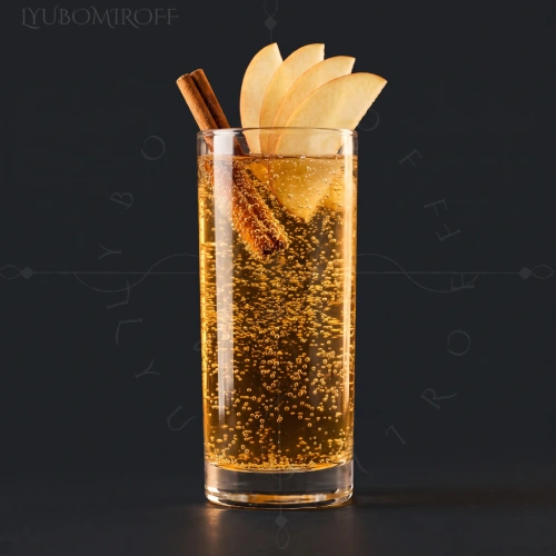 Sparkling Amber Cider cocktail with LYUBOMIROFF Apple Liqueur